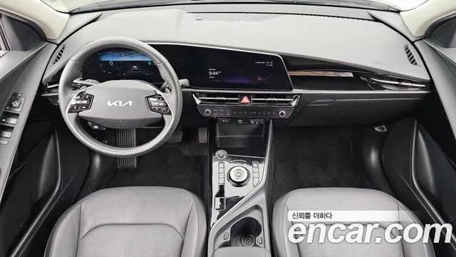 Kia Niro — Фото автомобиля 7