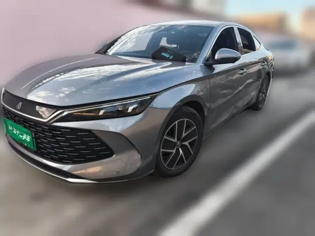 Фотография автомобиля — BYD Qin L
