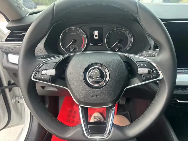 Skoda Octavia — Фото автомобиля 10