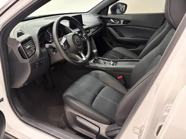 Mazda CX-4 — Фото автомобиля 6
