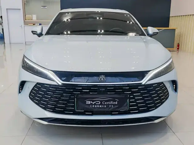 BYD Qin L — Фото автомобиля 2