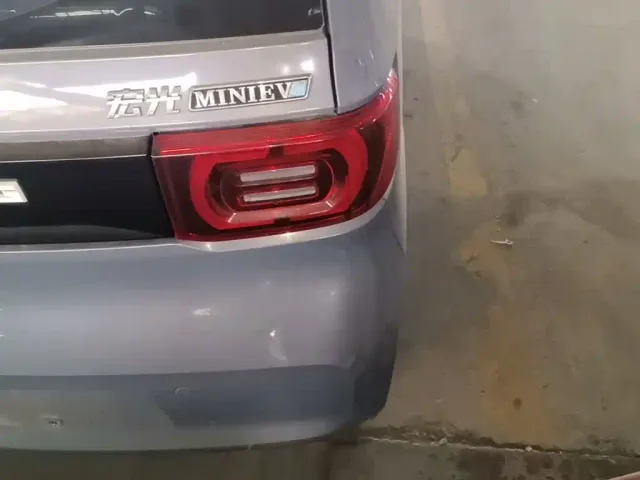 Wuling Hongguang Mini EV — Фото автомобиля 7