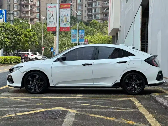 Honda Civic — Фото автомобиля 12