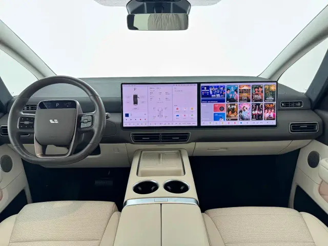 Li Auto MEGA — Фото автомобиля 9