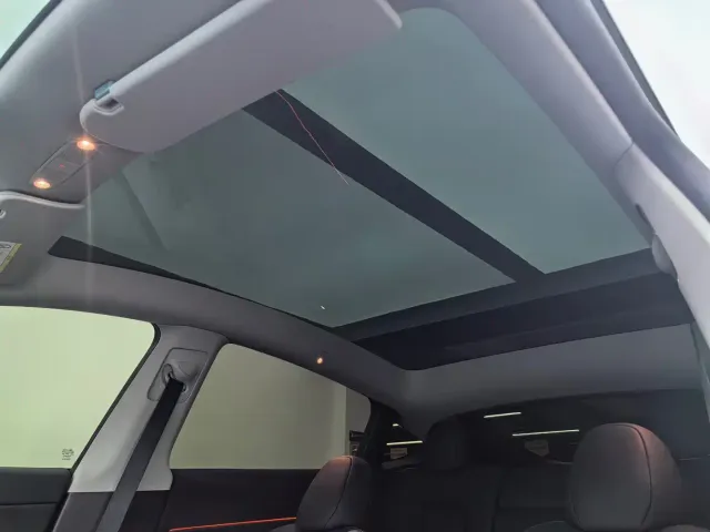 Tesla Model Y — Фото автомобиля 20