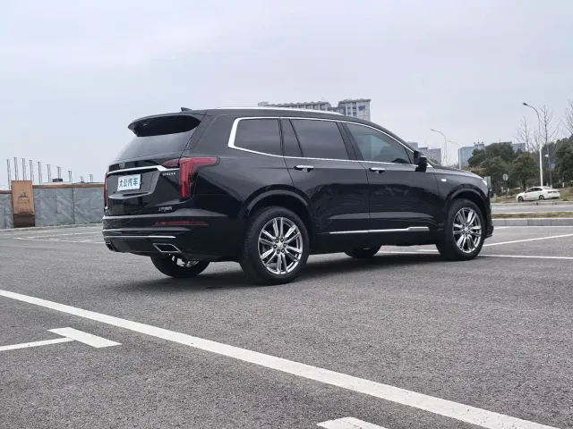 Cadillac XT6 — Фото автомобиля 21