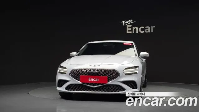 Genesis G70 New — Фото автомобиля 3