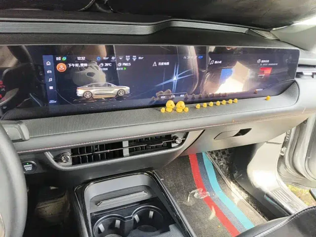 Ford Mondeo — Фото автомобиля 12