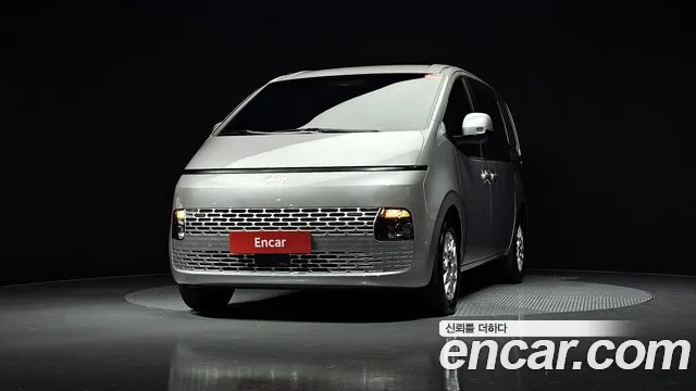 Hyundai Staria Staria — Фото автомобиля 3