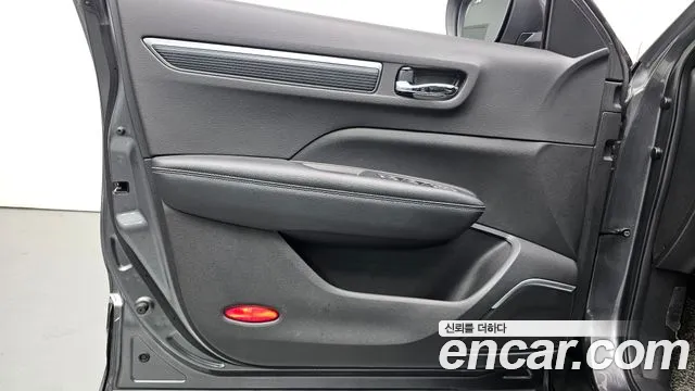 Renault-KoreaSamsung QM6 Новый QM6 2.0 GDe RE Signature 2WD — Фото автомобиля 24
