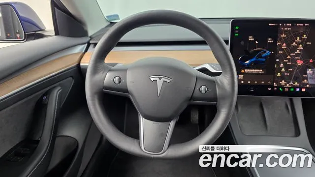 Tesla Model 3 — Фото автомобиля 19