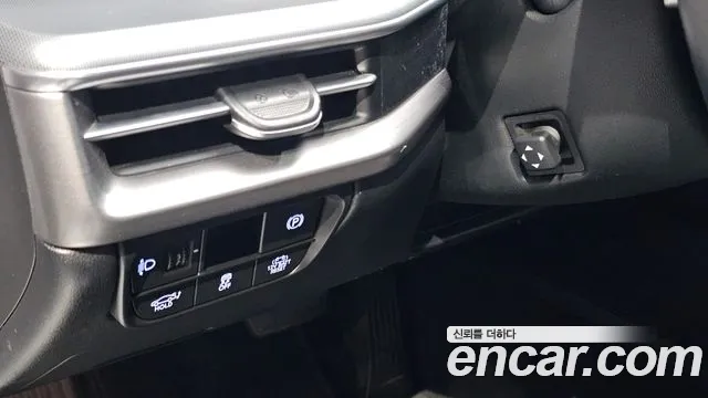 Hyundai Grandeur GN7 — Фото автомобиля 26