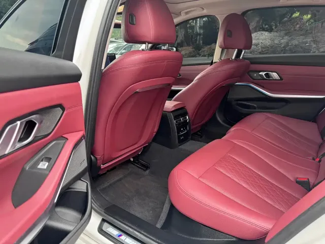 BMW 3 Series — Фото автомобиля 11