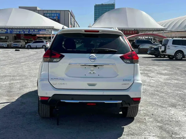 Nissan X-Trail — Фото автомобиля 9