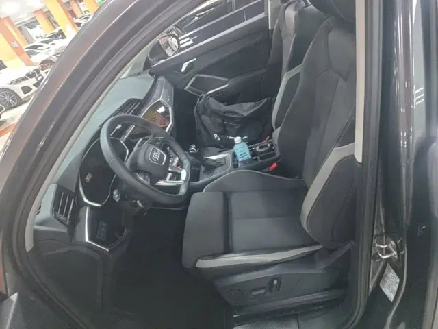 Audi Q3 — Фото автомобиля 10