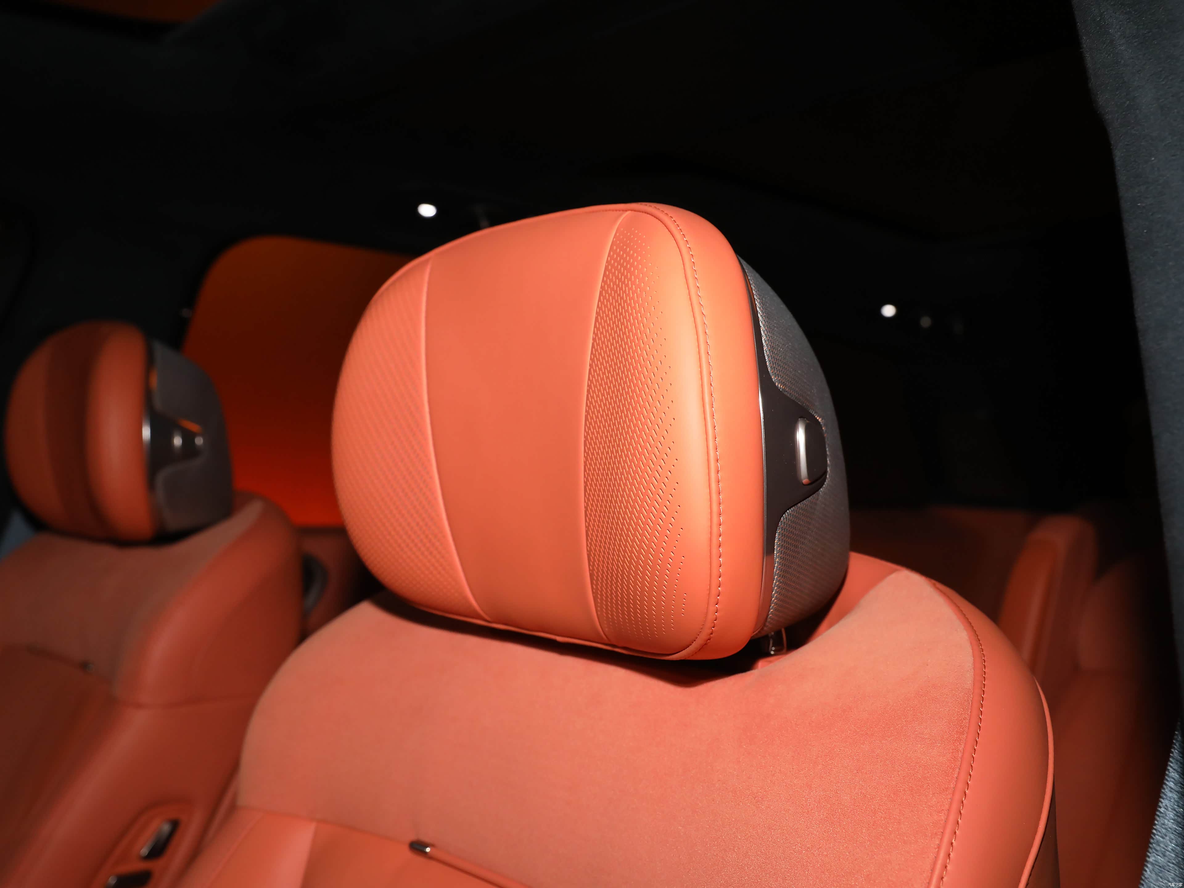 Lynk & Co 900 ULTRA — Фото автомобиля 8