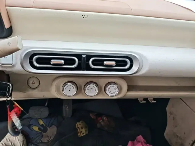 Wuling Hongguang Mini EV — Фото автомобиля 12