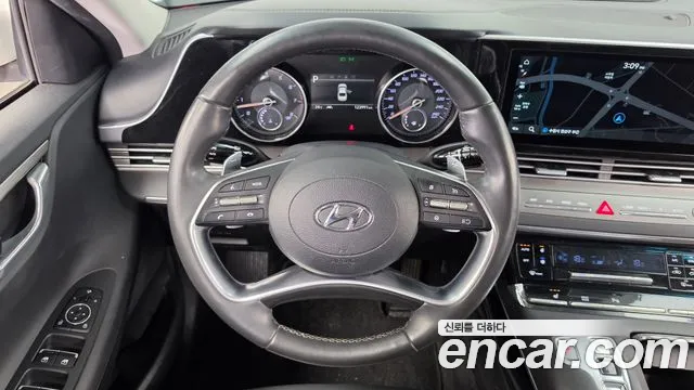 Hyundai Grandeur New — Фото автомобиля 18