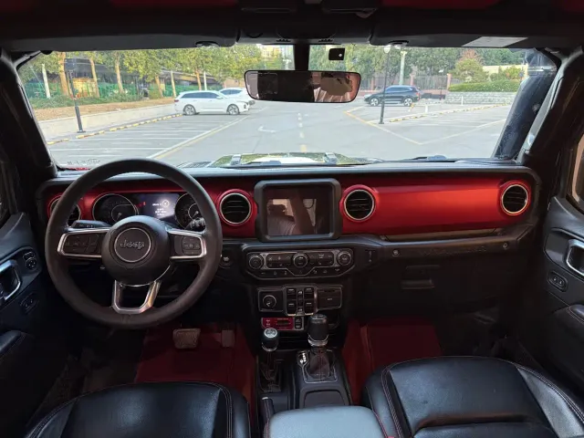 Jeep Wrangler — Фото автомобиля 6