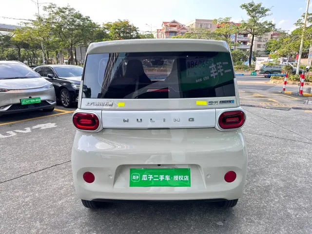 Wuling Hongguang Mini EV — Фото автомобиля 5