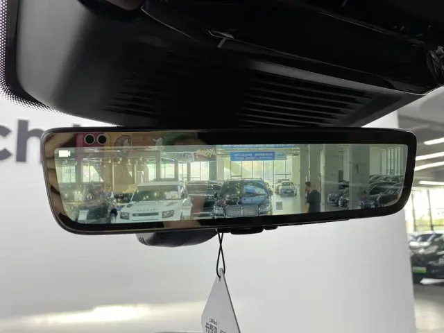 Land Rover Range Rover — Фото автомобиля 6