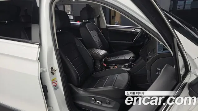Volkswagen Tiguan — Фото автомобиля 27