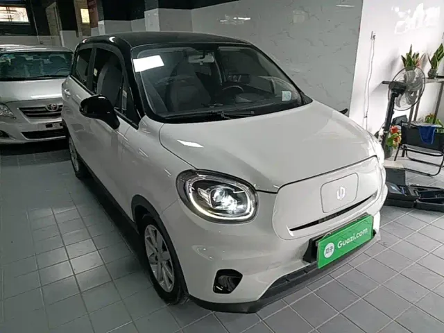 Leapmotor T03 — Фото автомобиля 3