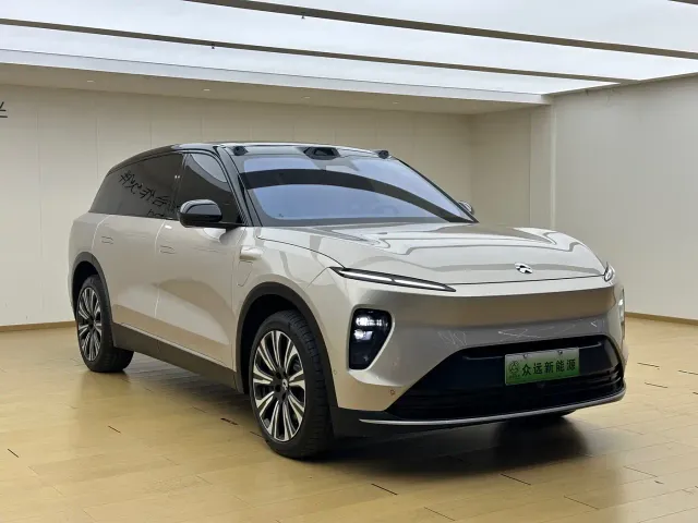 Nio ES8 — Фото автомобиля 3