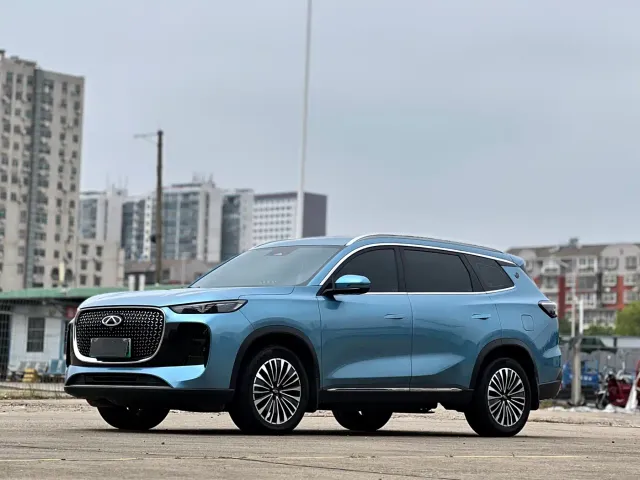 Фотография автомобиля — Chery Tiggo 8 PLUS C-DM