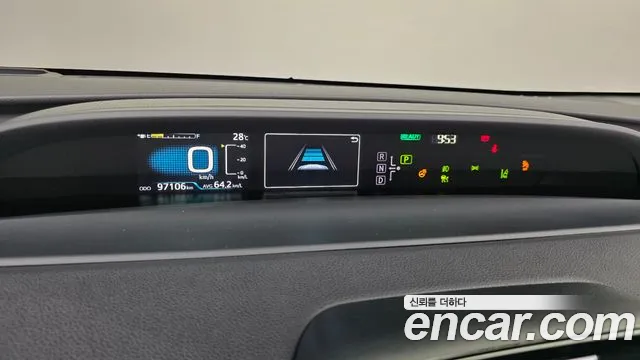 Toyota Prius — Фото автомобиля 8