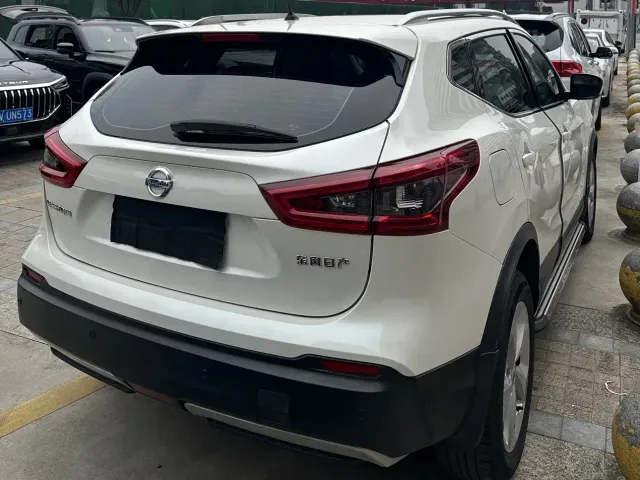 Nissan Qashqai — Фото автомобиля 7
