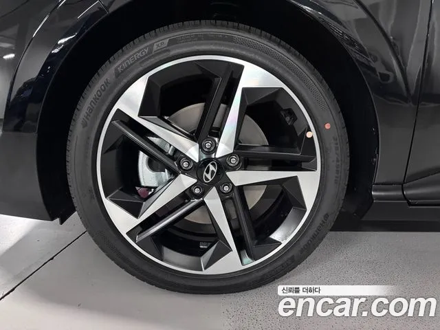 Hyundai Avante (CN8) — Фото автомобиля 5