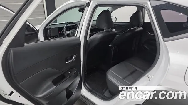 Hyundai Kona — Фото автомобиля 11