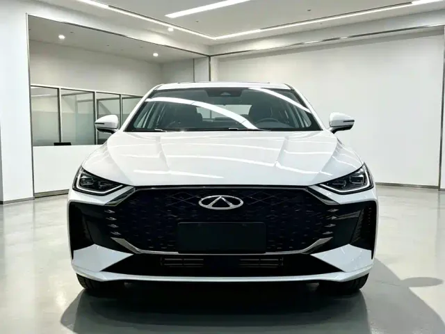 Chery Arrizo 8 PRO — Фото автомобиля 2