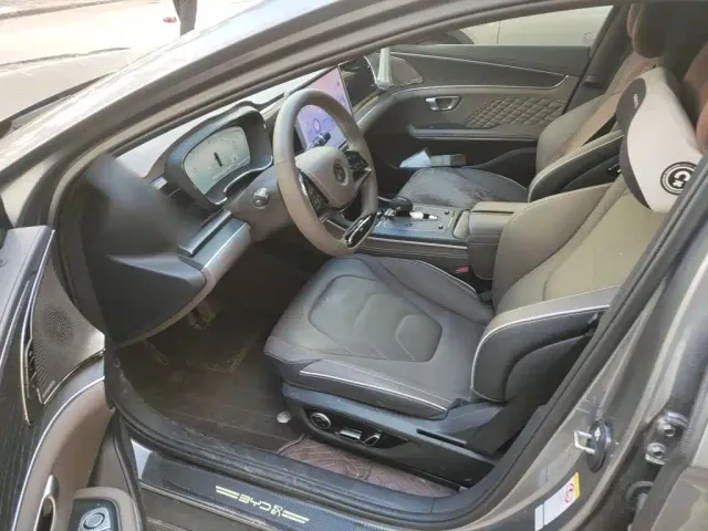 BYD Han — Фото автомобиля 7