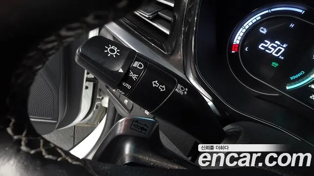 Kia Niro Niro Plus Earth — Фото автомобиля 28