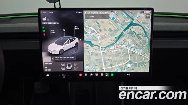Tesla Model 3 — Фото автомобиля 14