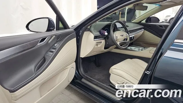 Genesis G80 Бензин 2.5 турбо AWD — Фото автомобиля 10