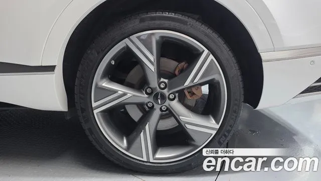 Genesis GV80 — Фото автомобиля 6