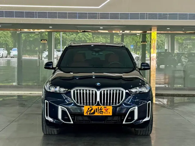 BMW X5 — Фото автомобиля 3