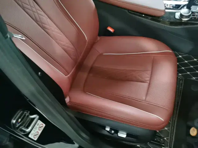 BMW 5 Series — Фото автомобиля 24