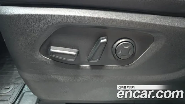 Hyundai Staria Staria Tourer 11 мест — Фото автомобиля 30
