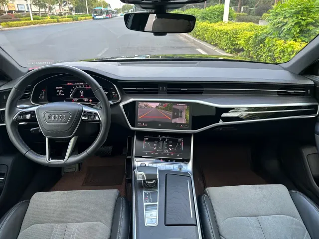 Audi A6L — Фото автомобиля 16