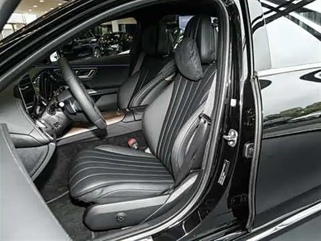 Mercedes-Benz Mercedes-Benz E-Class 2025 E 300 L Luxury — Фото автомобиля 5