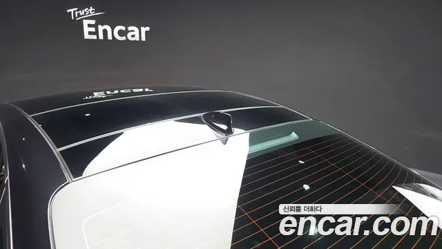 Genesis G80 Бензин 2.5 турбо AWD — Фото автомобиля 24