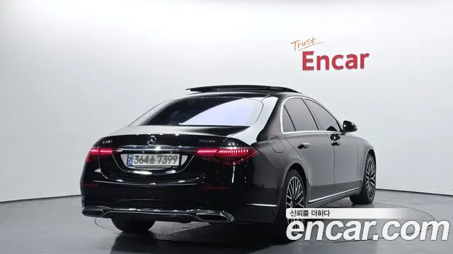 Mercedes-Benz S-Class — Фото автомобиля 2
