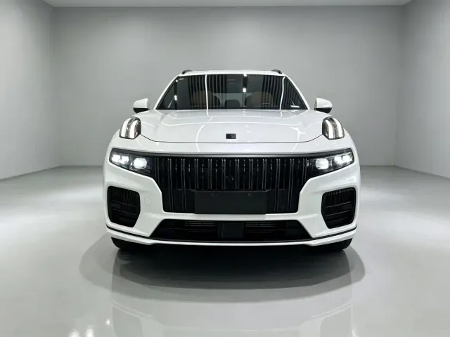 Lynk & Co 09 — Фото автомобиля 2
