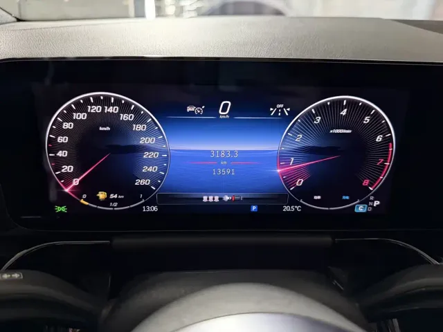 Mercedes-Benz GLA-Class — Фото автомобиля 8