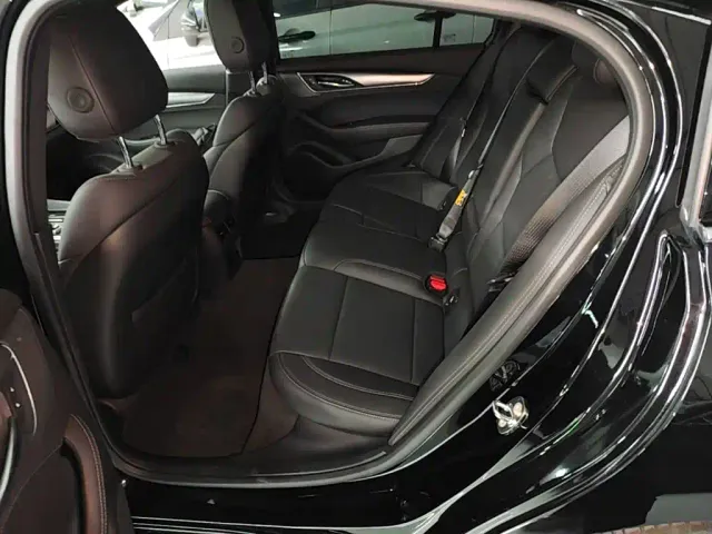 Cadillac CT5 — Фото автомобиля 16