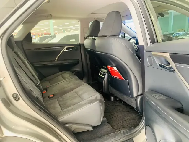 Lexus RX — Фото автомобиля 11